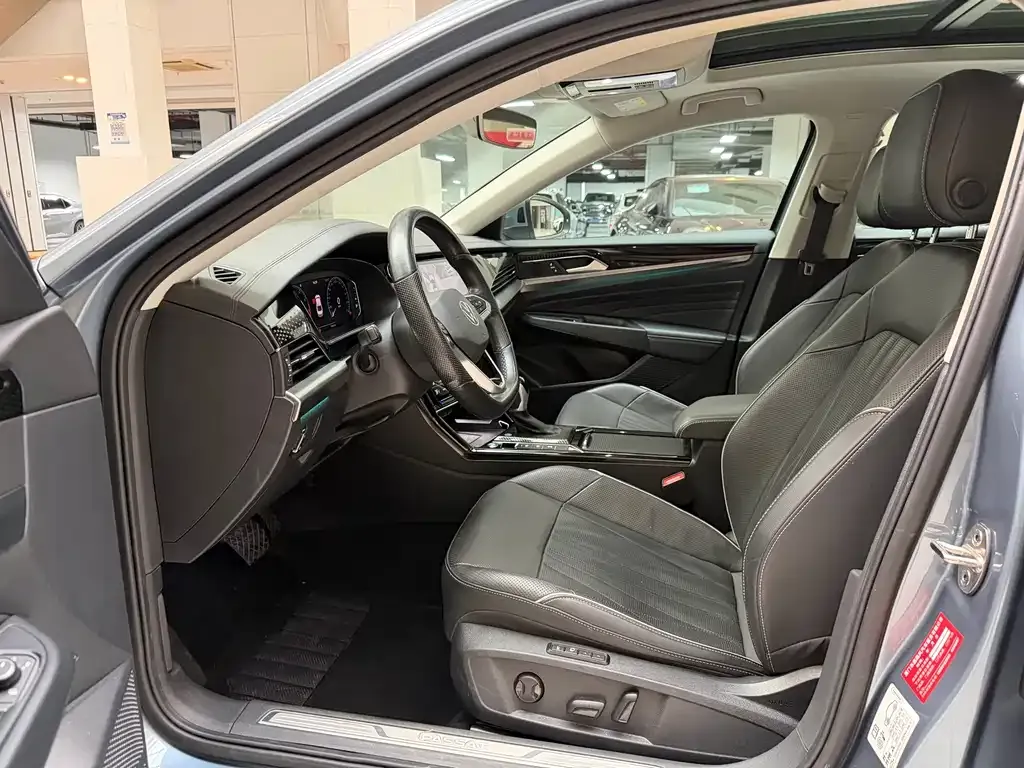 Volkswagen Passat 2021 из CN, фото 9