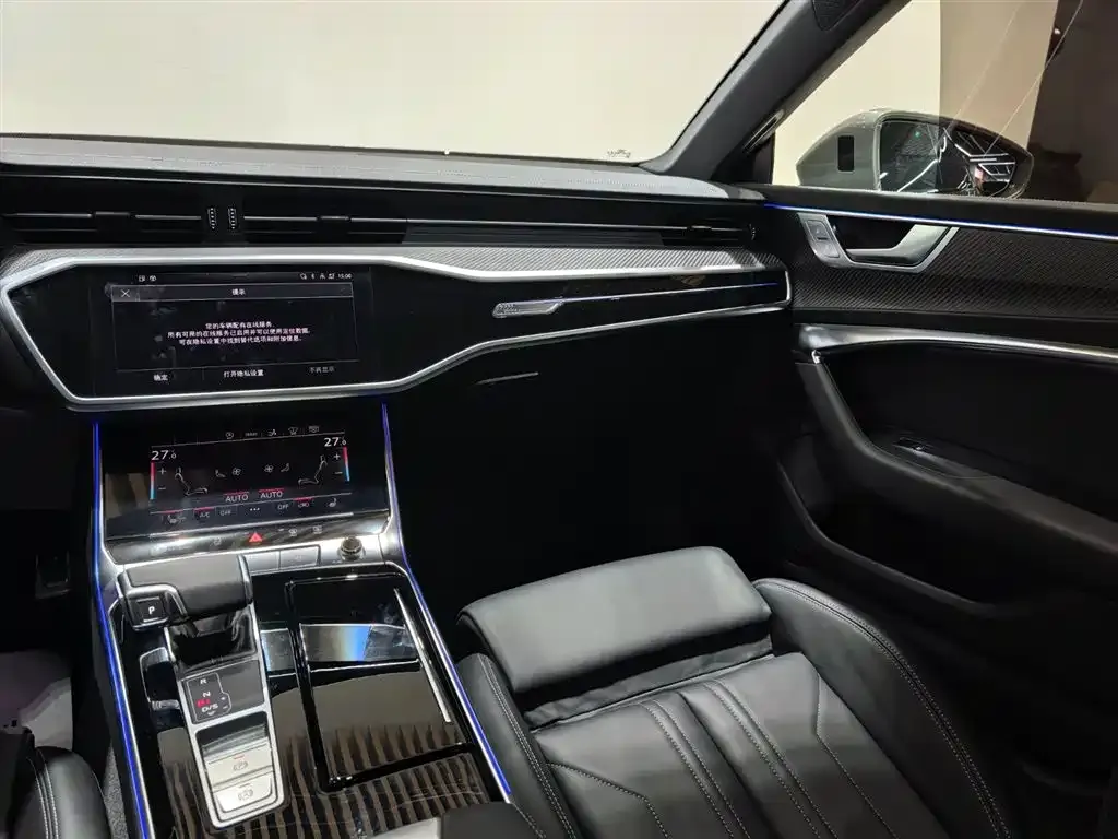 Audi A7 2022 из CN, фото 8