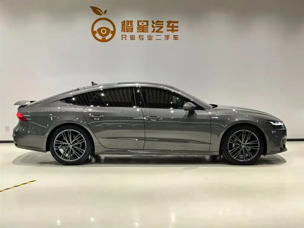 Audi A7 2022 из CN, фото 3