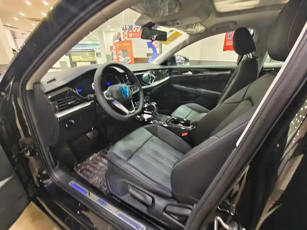 Volkswagen Passat New Energy 2025 из CN, фото 3
