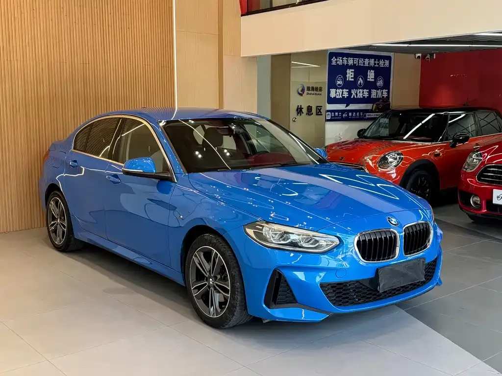 BMW 1 Series 2021 из CN, фото 9