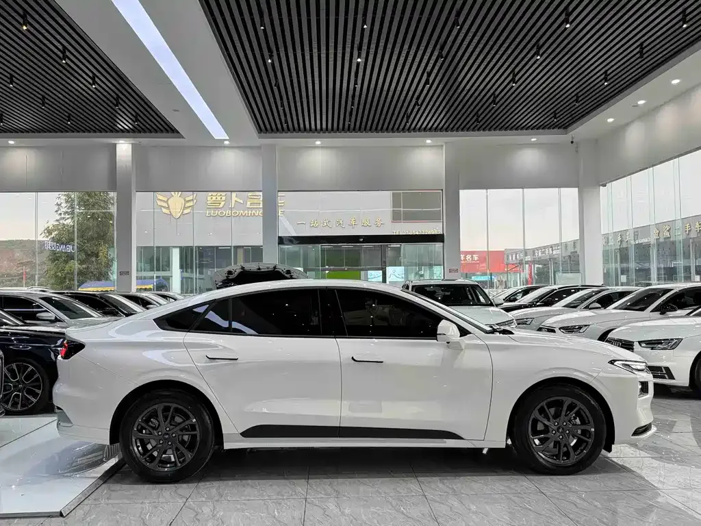 Ford Mondeo 2025 из CN, фото 3