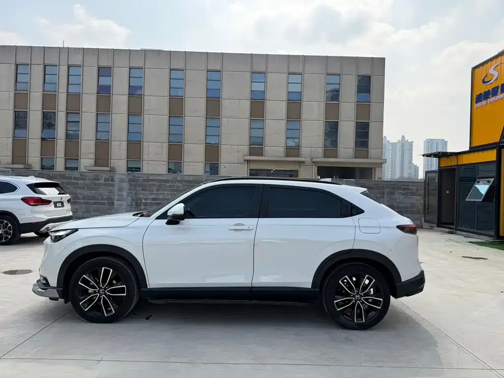 Honda Vezel 2023 из CN, фото 8