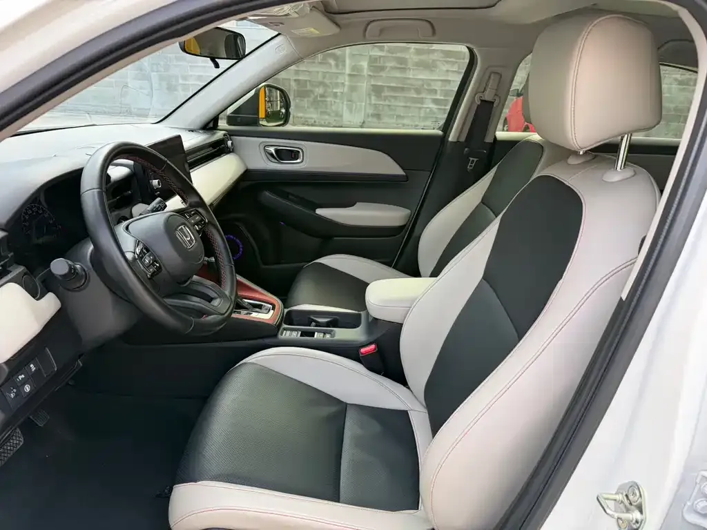 Honda Vezel 2023 из CN, фото 9