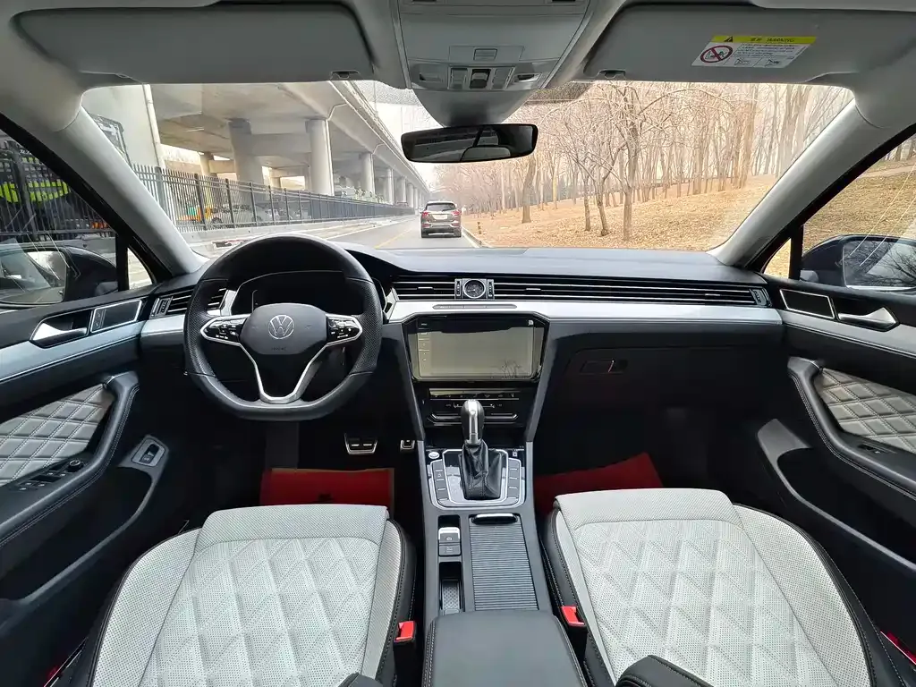 Volkswagen Magotan 2024 из CN, фото 5