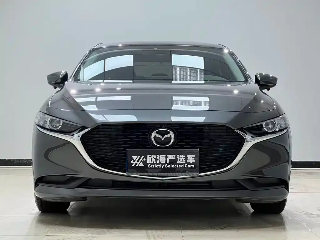 Mazda 3 Axela 2022 из CN, фото 2