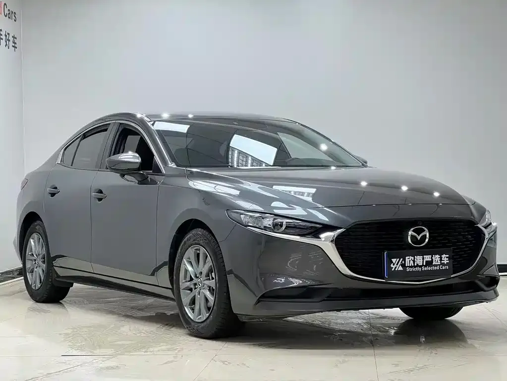Mazda 3 Axela 2022 из CN, фото 3