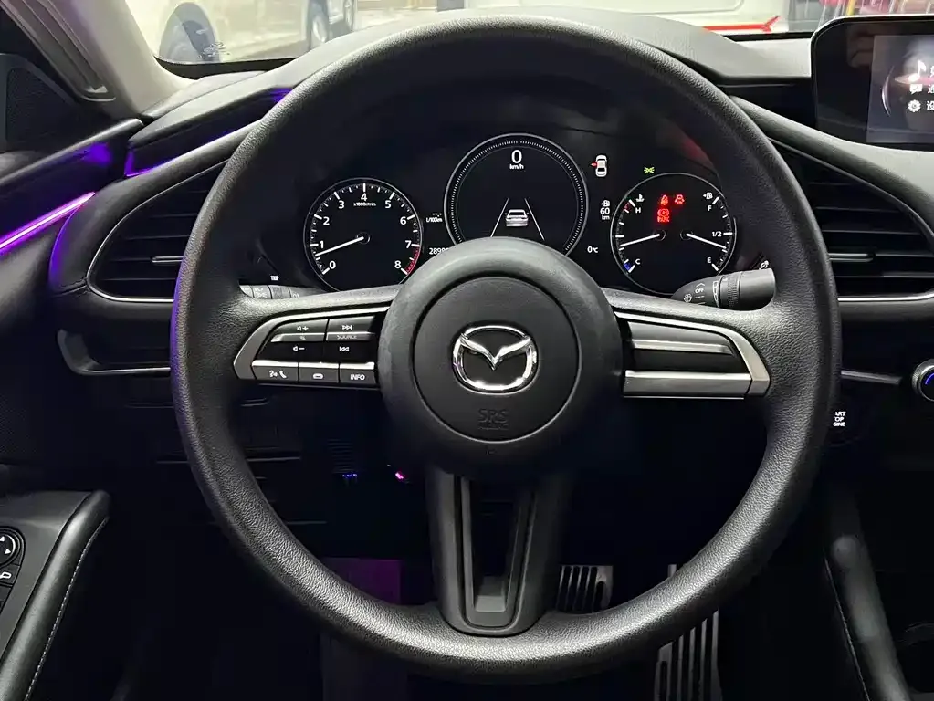 Mazda 3 Axela 2022 из CN, фото 4