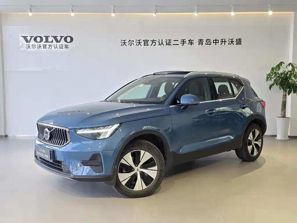 Volvo XC40 2025 из CN, фото 1