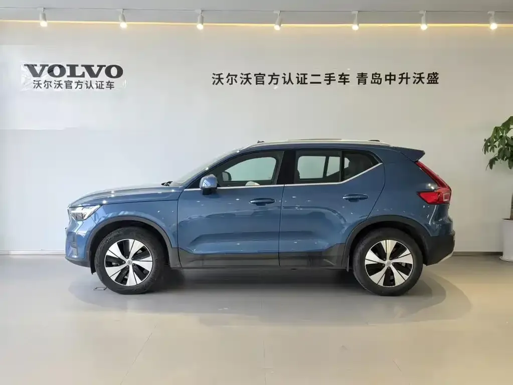 Volvo XC40 2025 из CN, фото 2