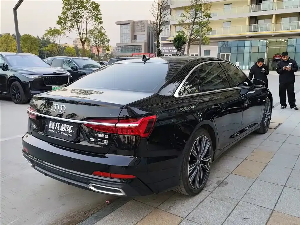 Audi A6L 2021 из CN, фото 7