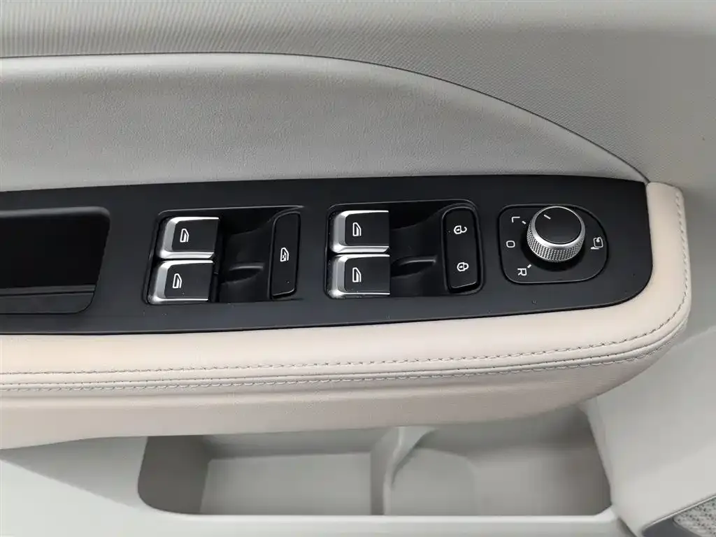 Geely Icon 2024 из CN, фото 10