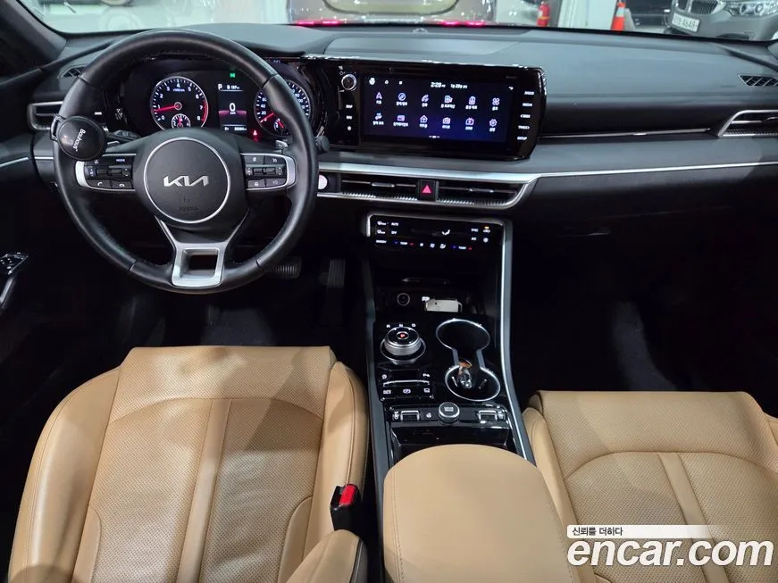Kia K5 2023 из KR, фото 3