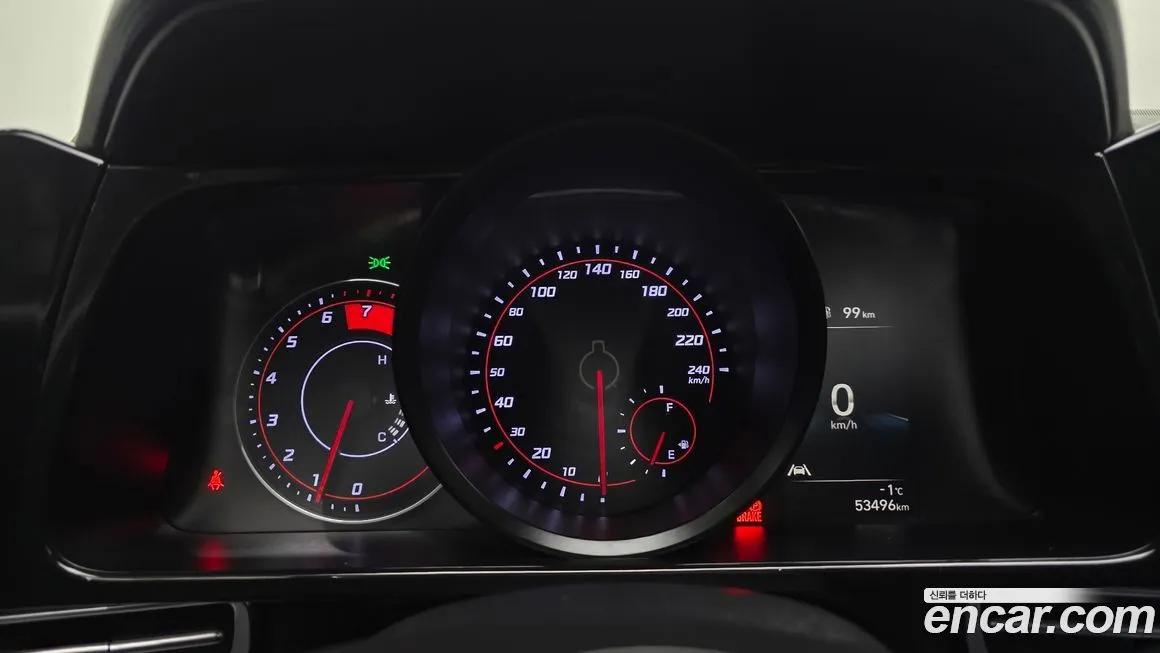 Hyundai AVANTE 2021 из KR, фото 2