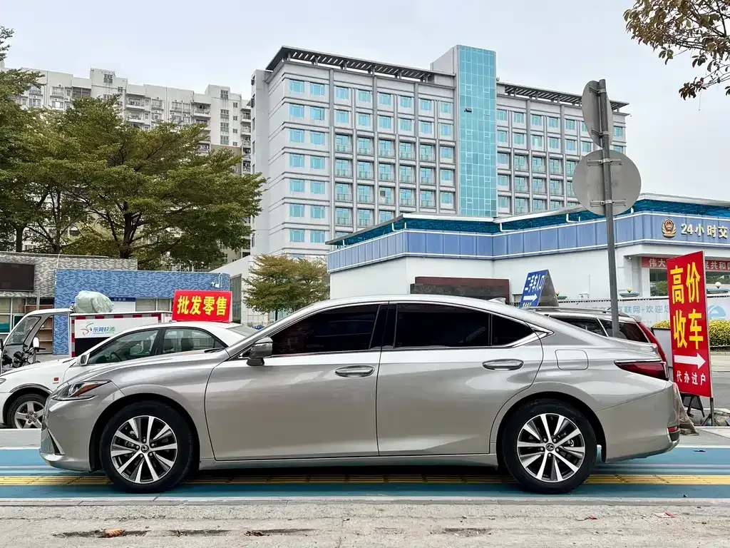 Lexus ES 2021 из CN, фото 6