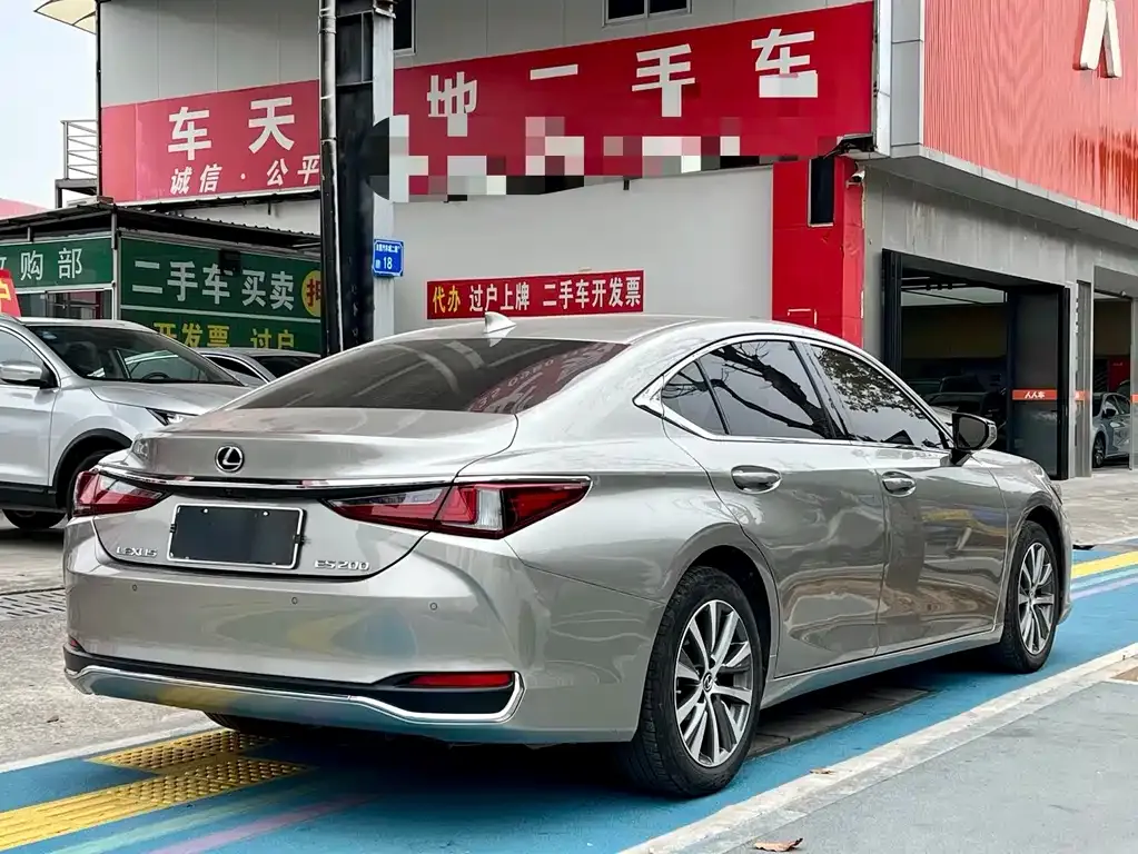 Lexus ES 2021 из CN, фото 3