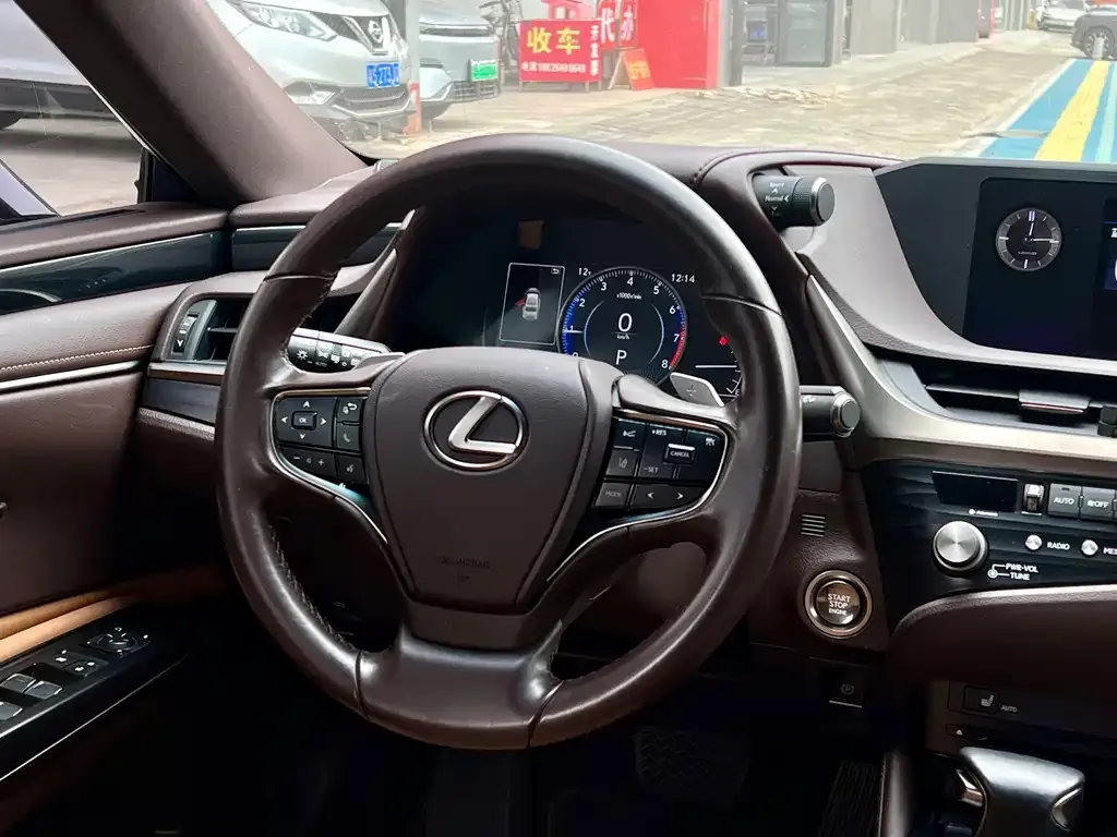Lexus ES 2021 из CN, фото 4
