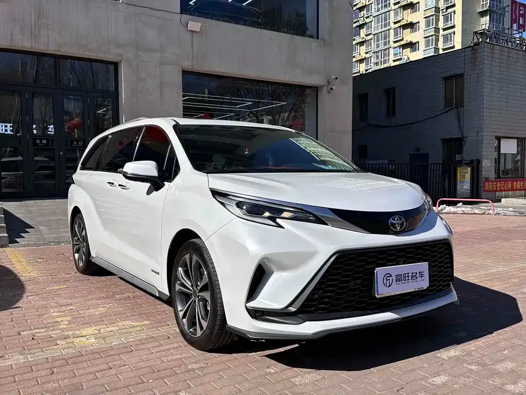 Toyota Granvia 2024 из CN, фото 7