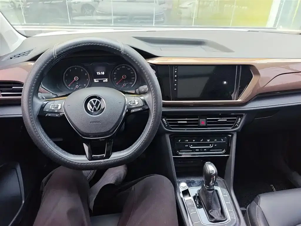 Volkswagen Tharu 2021 из CN, фото 8