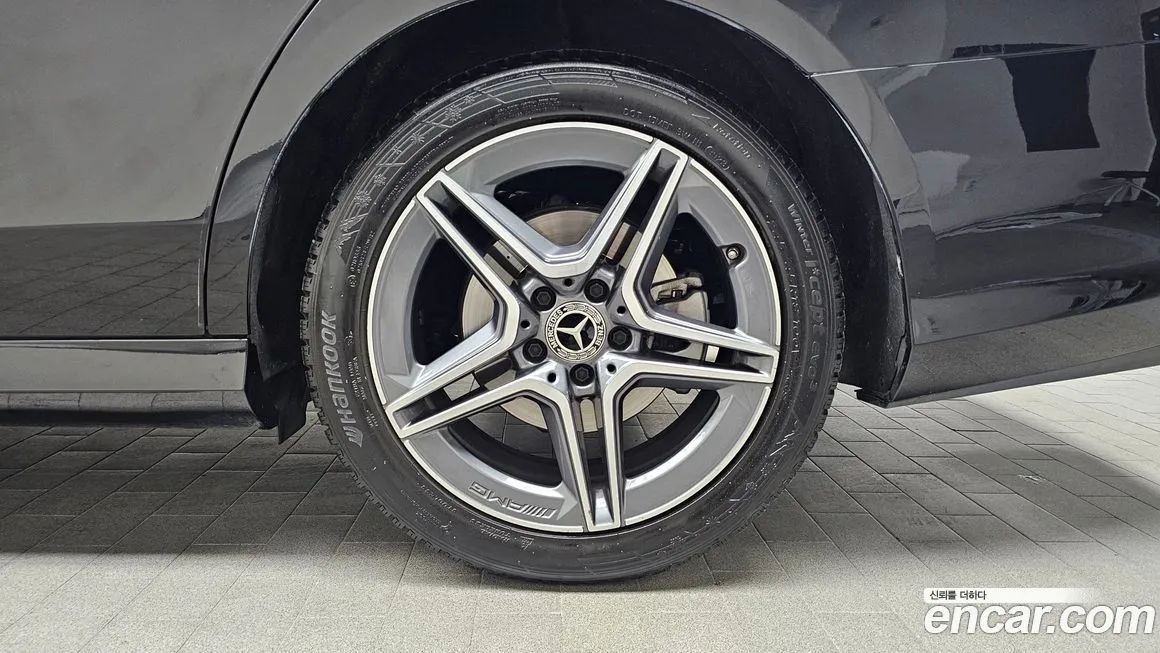 Mercedes-Benz E-Class 2023 из KR, фото 5