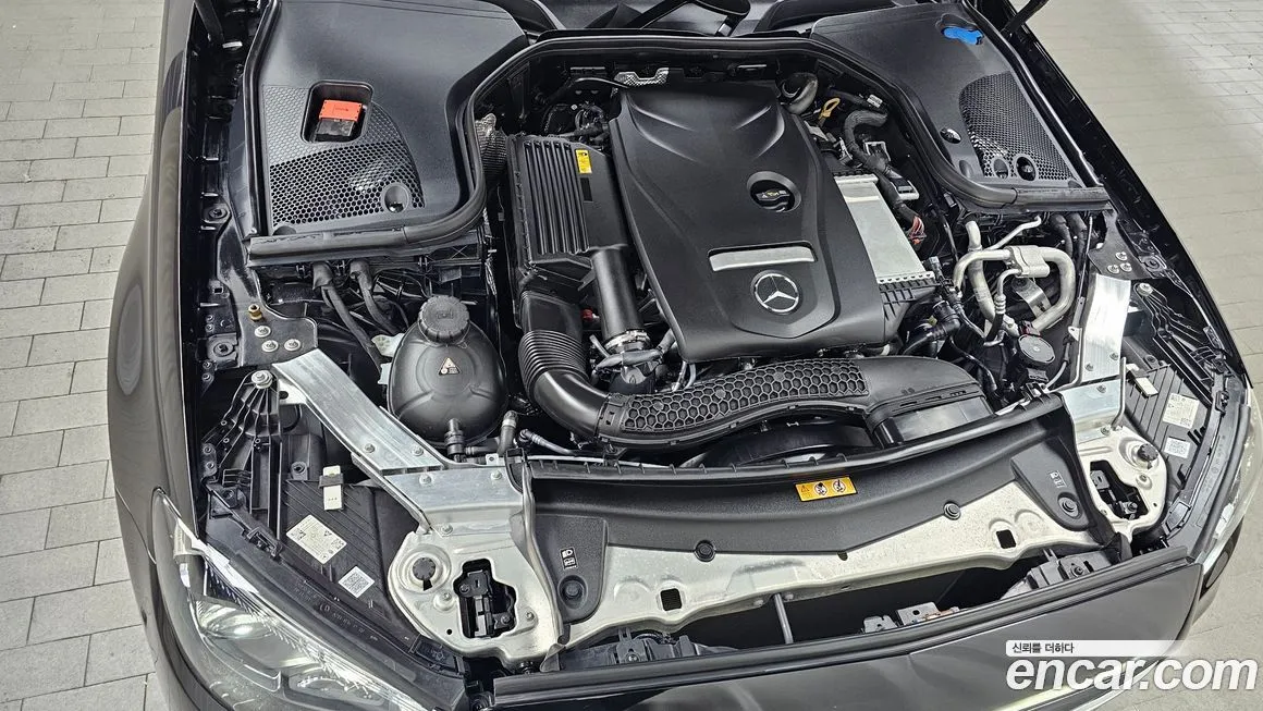 Mercedes-Benz E-Class 2023 из KR, фото 9