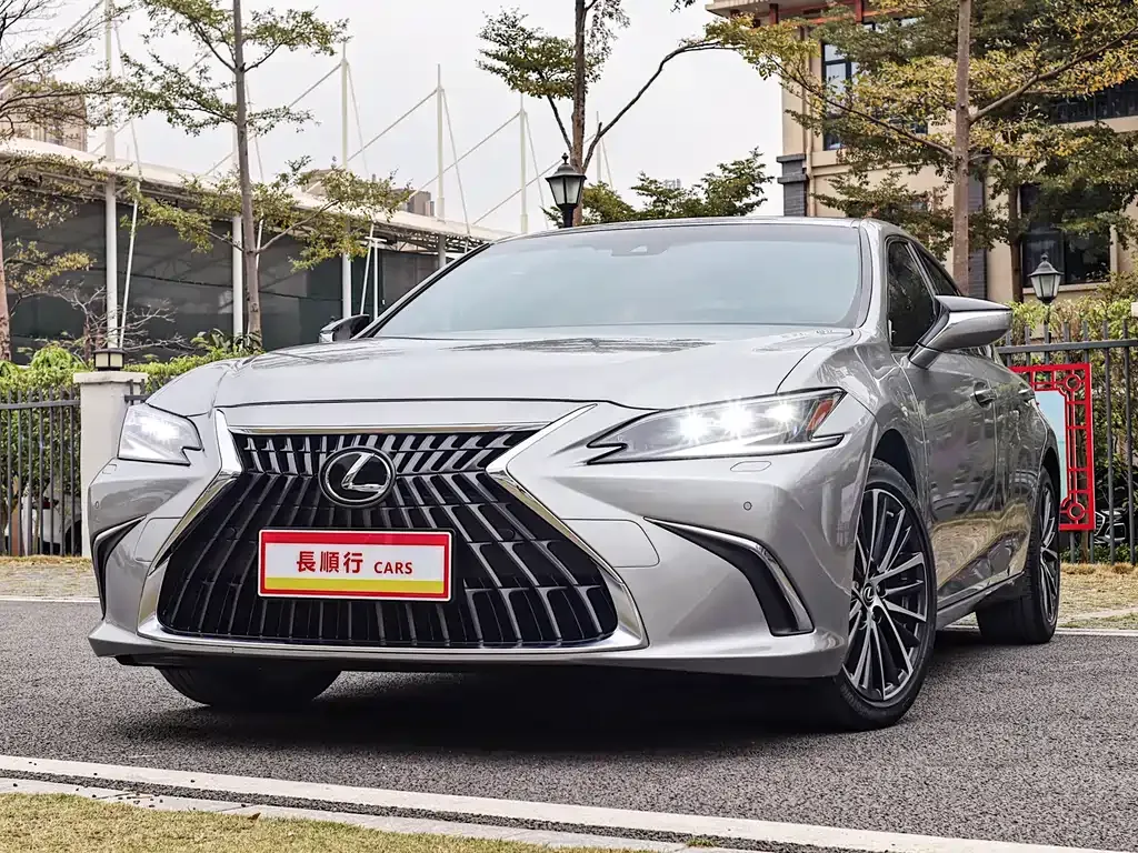 Lexus ES 2022 из CN, фото 4