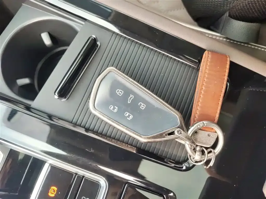 Volkswagen Viloran 2023 из CN, фото 6