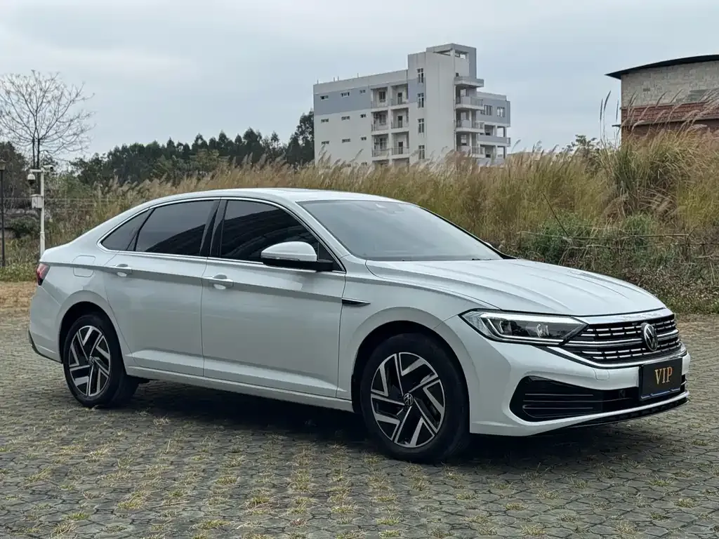 Volkswagen Sagitar 2023 из CN, фото 2