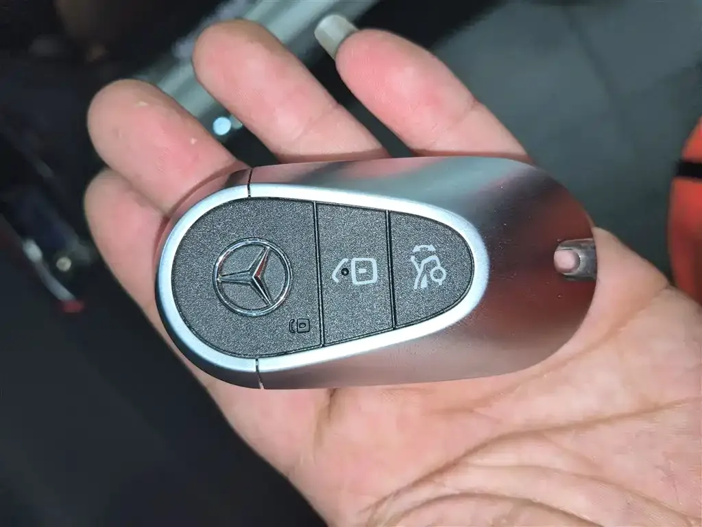 Mercedes-Benz C-Class 2023 из CN, фото 6