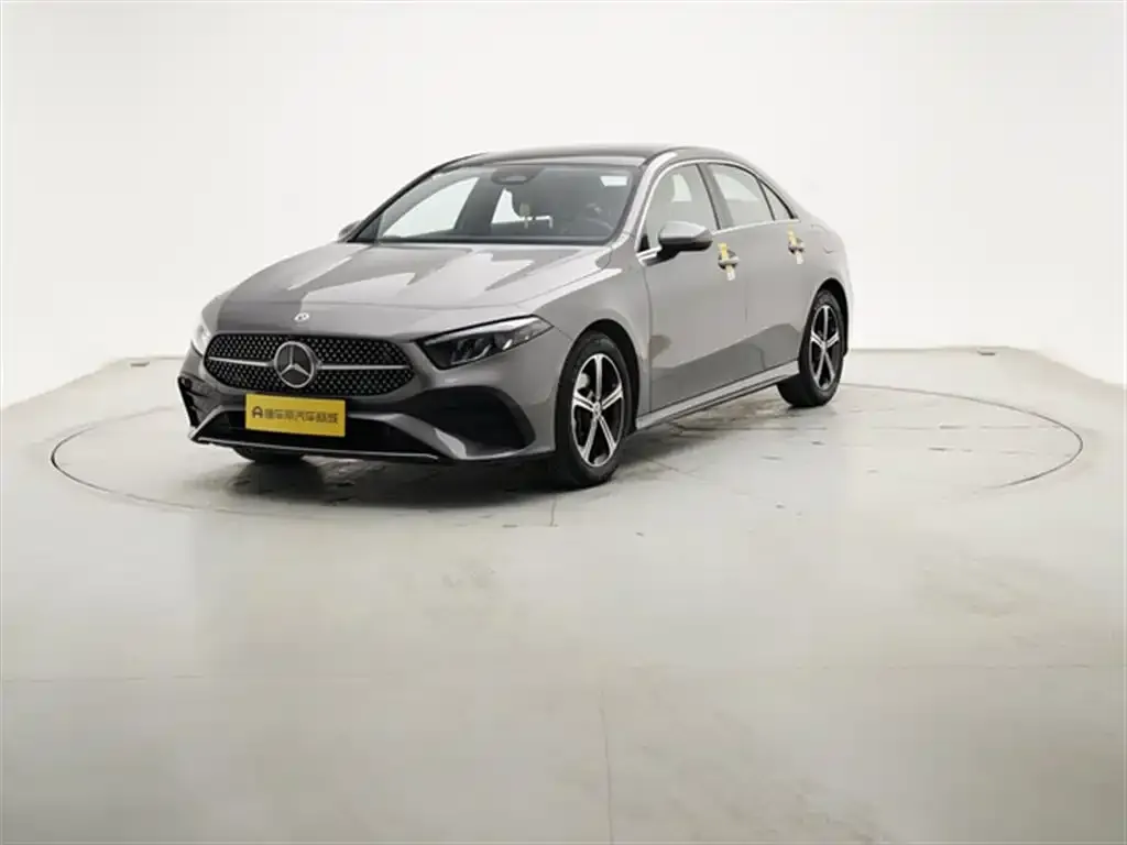 Mercedes-Benz A-Class 2023 из CN, фото 1