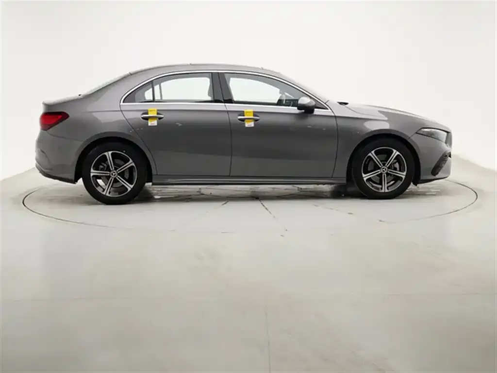 Mercedes-Benz A-Class 2023 из CN, фото 5