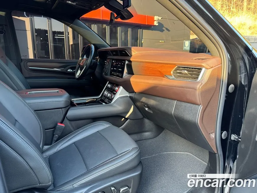GMC Yukon 2022 из KR, фото 9