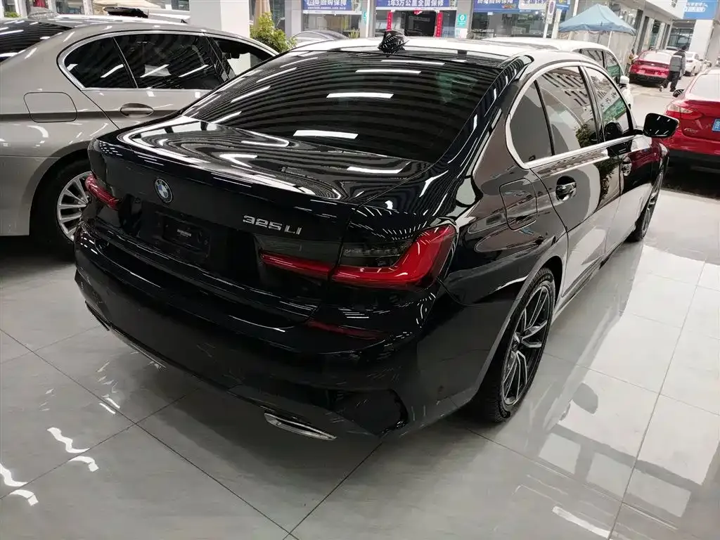 BMW 3 Series — фото 10