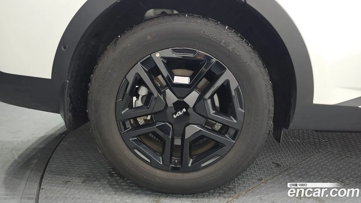 Kia Sorento — фото 7