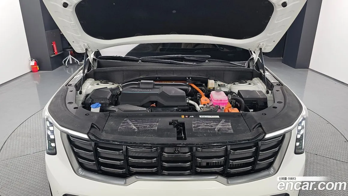Kia Sorento — фото 6