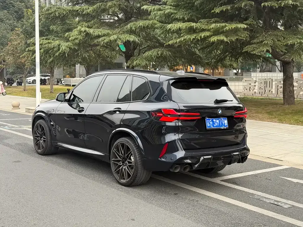 BMW X5 M 2024 из CN, фото 10