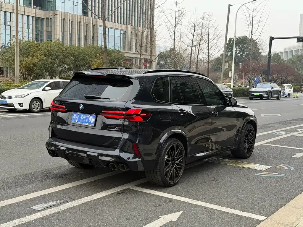 BMW X5 M 2024 из CN, фото 4
