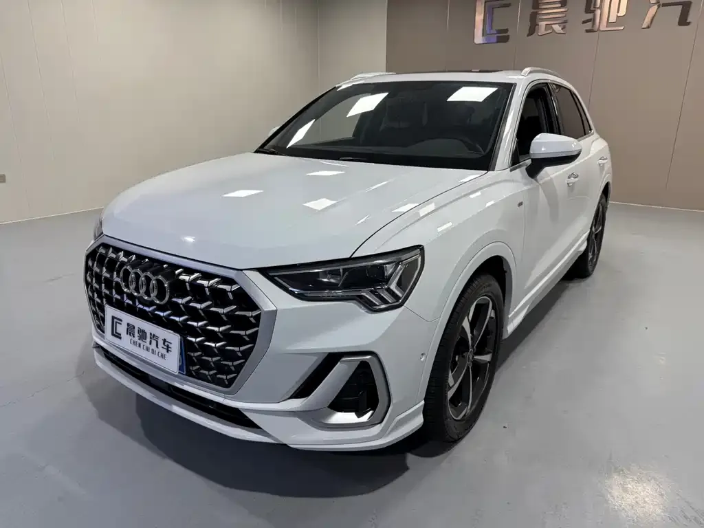 Audi Q3 2025 из CN, фото 1
