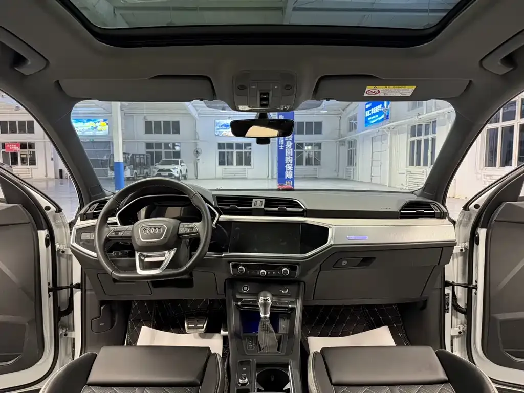 Audi Q3 2025 из CN, фото 8