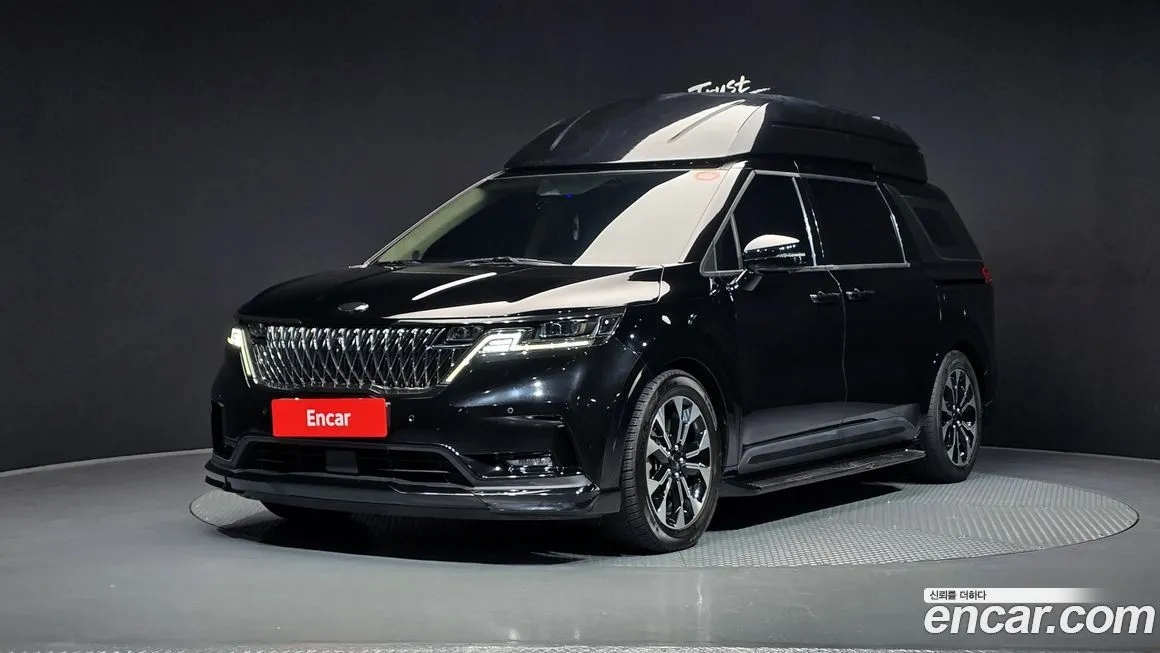 Kia Carnival — фото 1