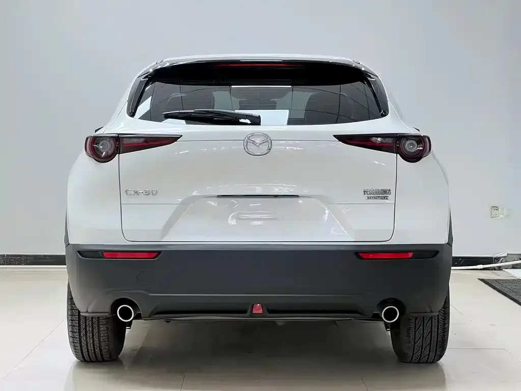 Mazda CX-30 — фото 4
