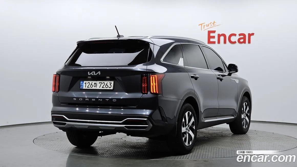 Kia Sorento — фото 4