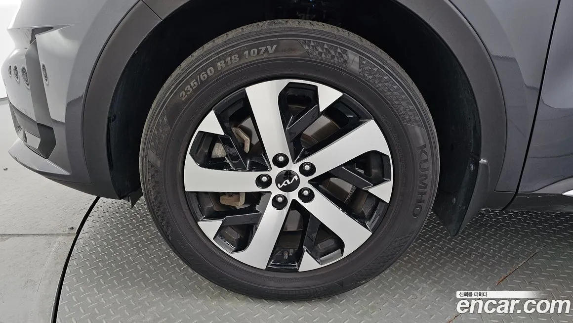 Kia Sorento — фото 5