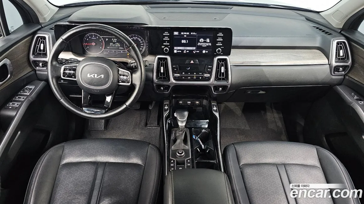 Kia Sorento — фото 10