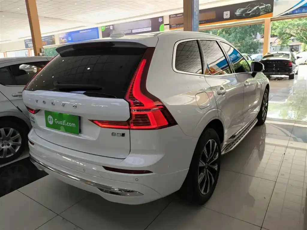 Volvo XC60 2023 из CN, фото 9