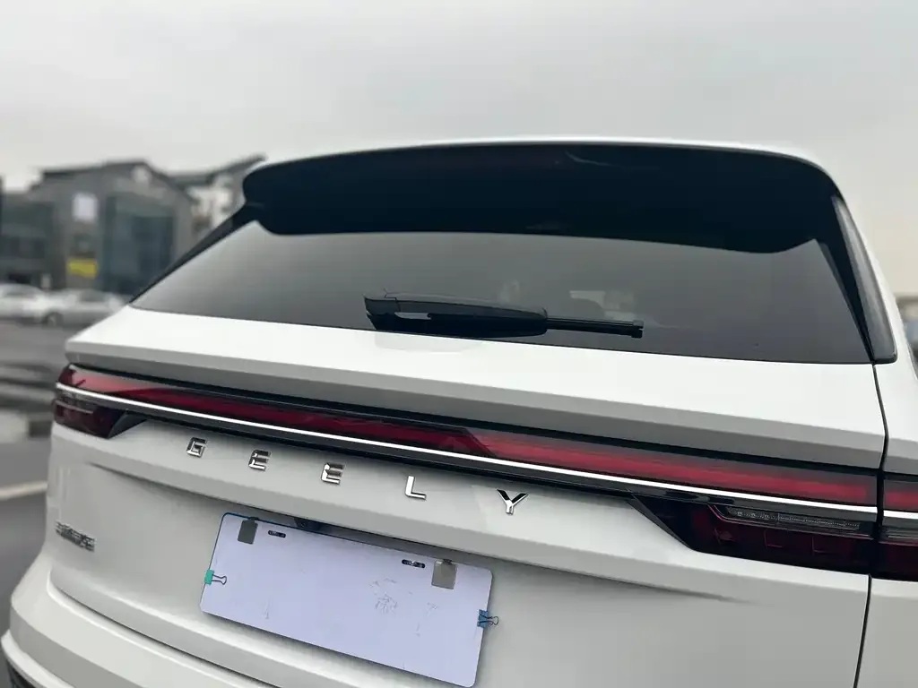 Geely Xingyue L 2022 из CN, фото 2