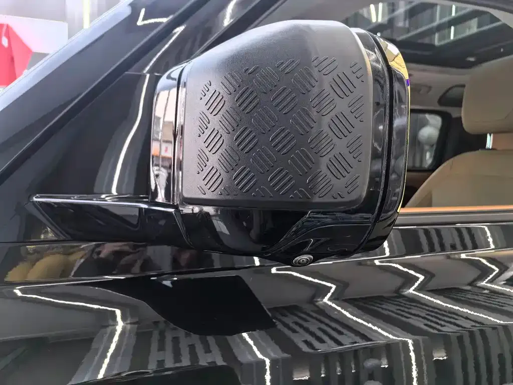 Land Rover Defender 2023 из CN, фото 3