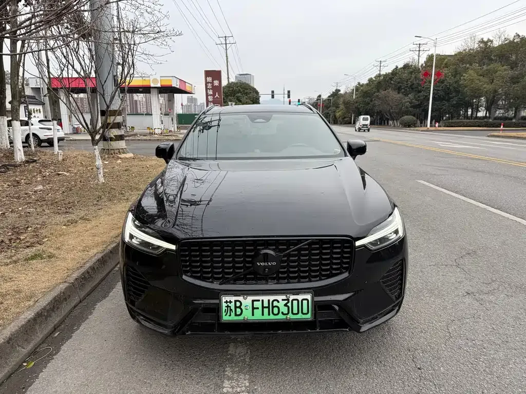 Volvo XC60 PHEV 2024 из CN, фото 4