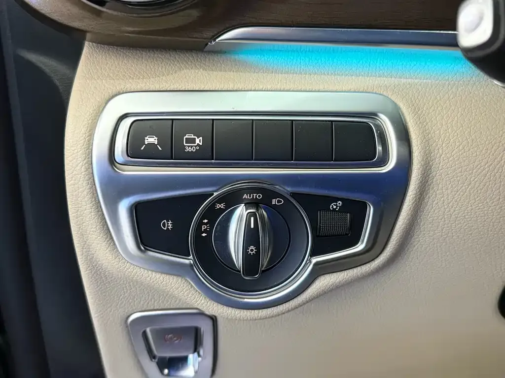 Mercedes-Benz V-Class 2021 из CN, фото 7