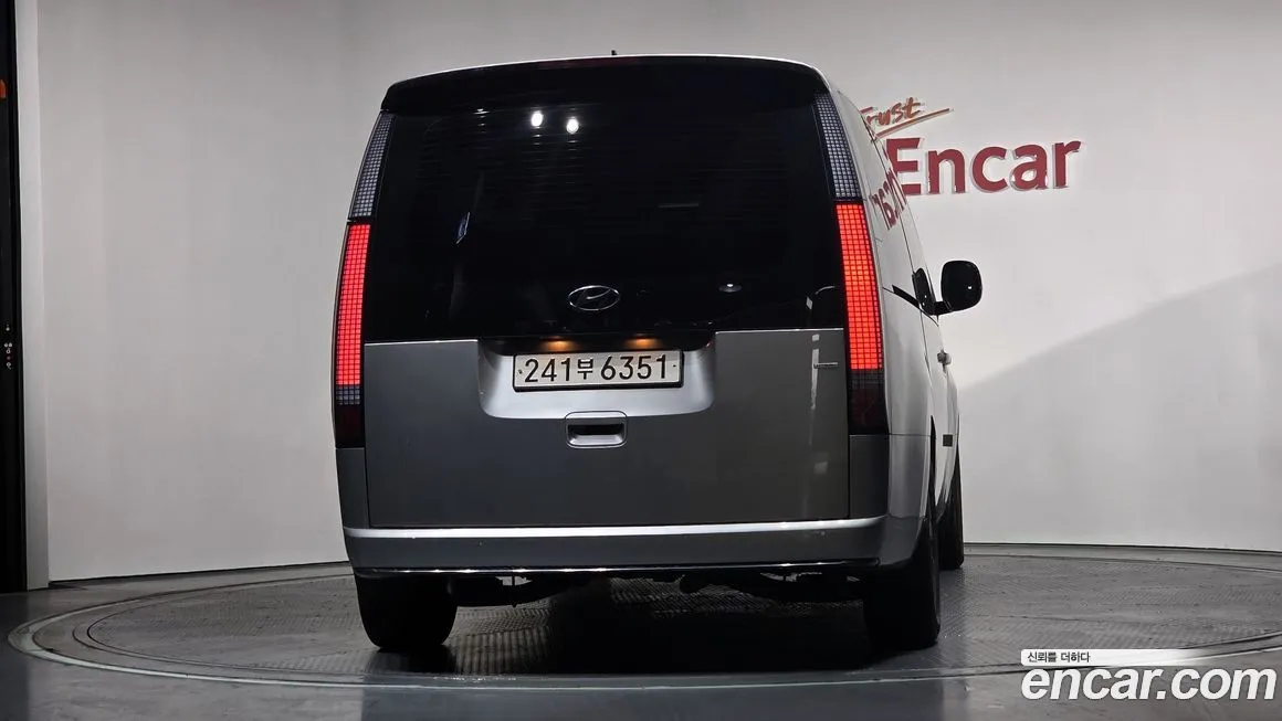 Hyundai Staria 2023 из KR, фото 5